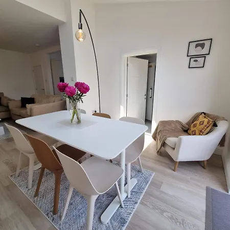 Rossendale By Cliftonvalley Holiday home